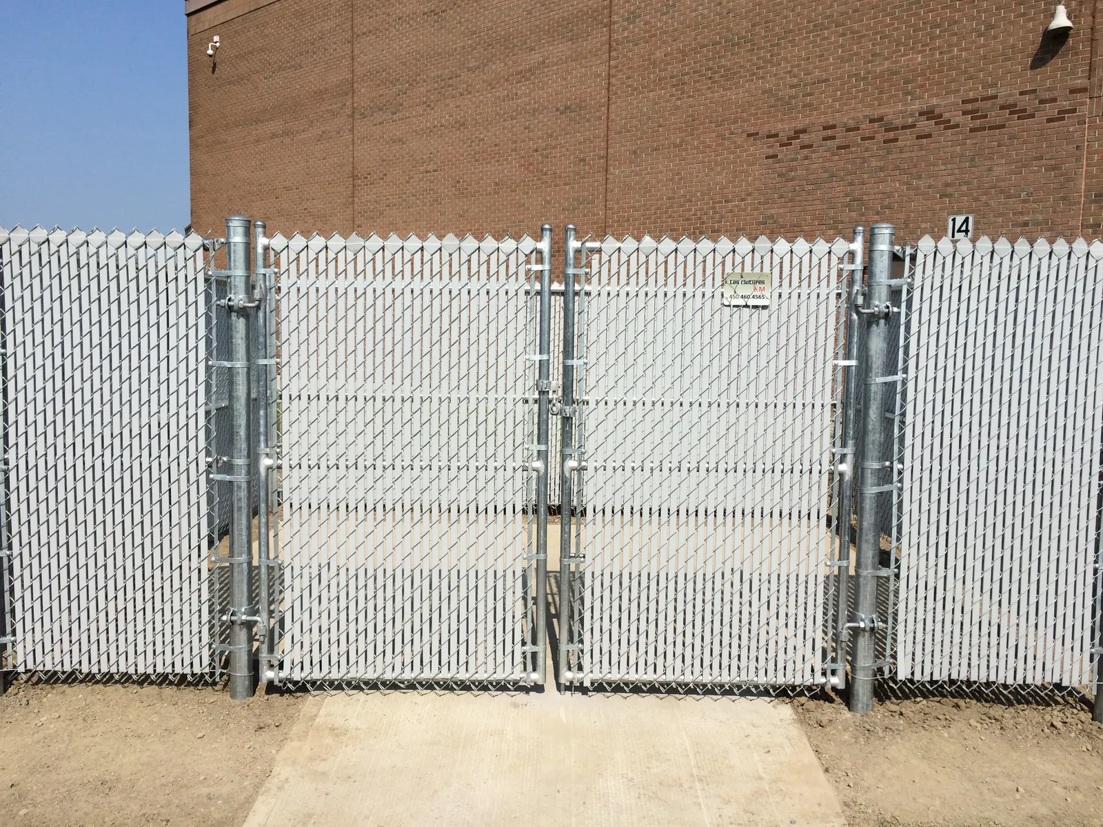 Commercial fence #004