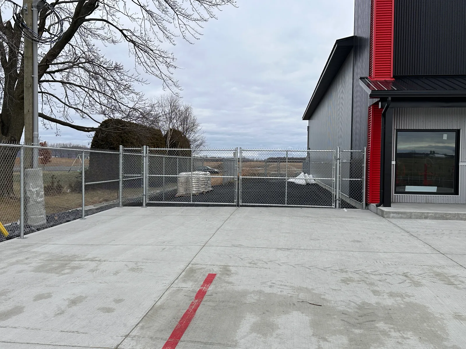 Commercial fence #016