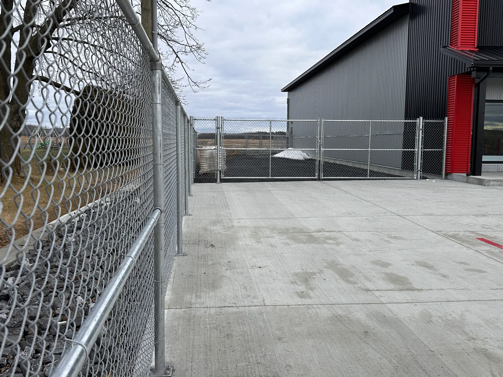 Commercial fence #017