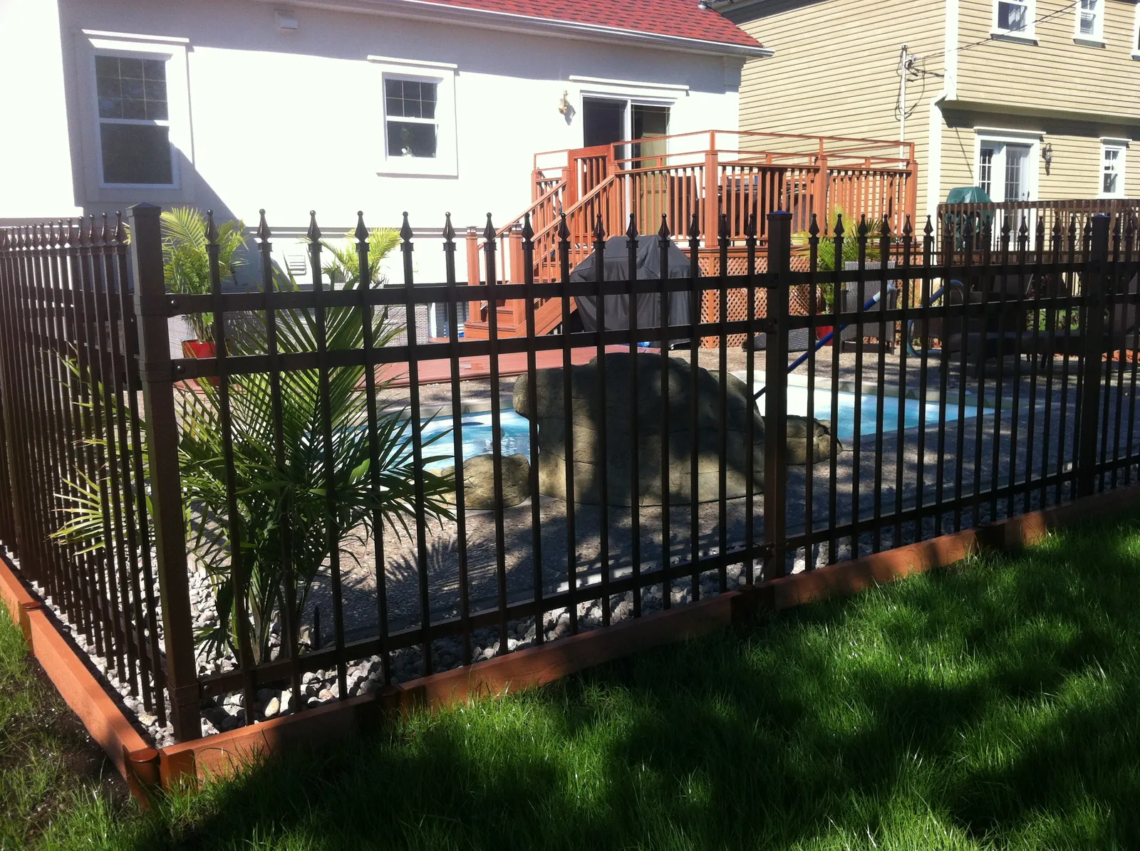 Pool fence #001