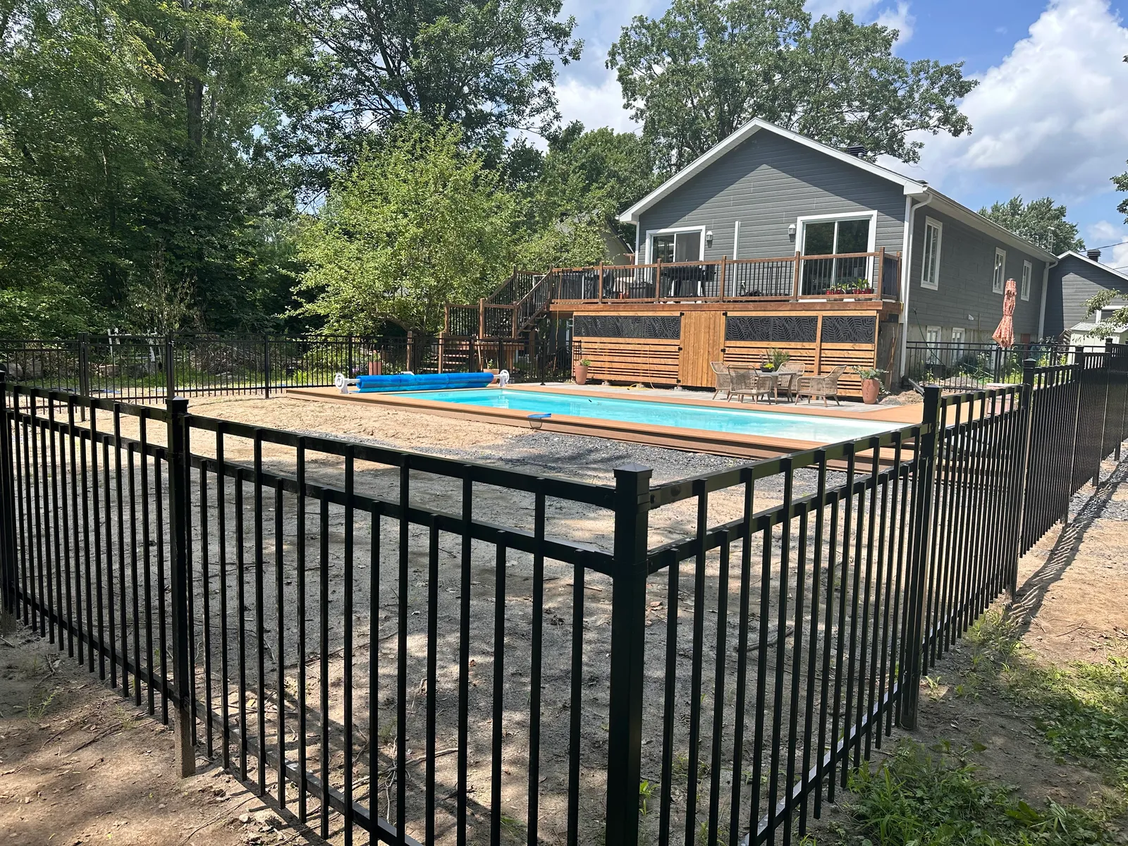 Pool fence #002