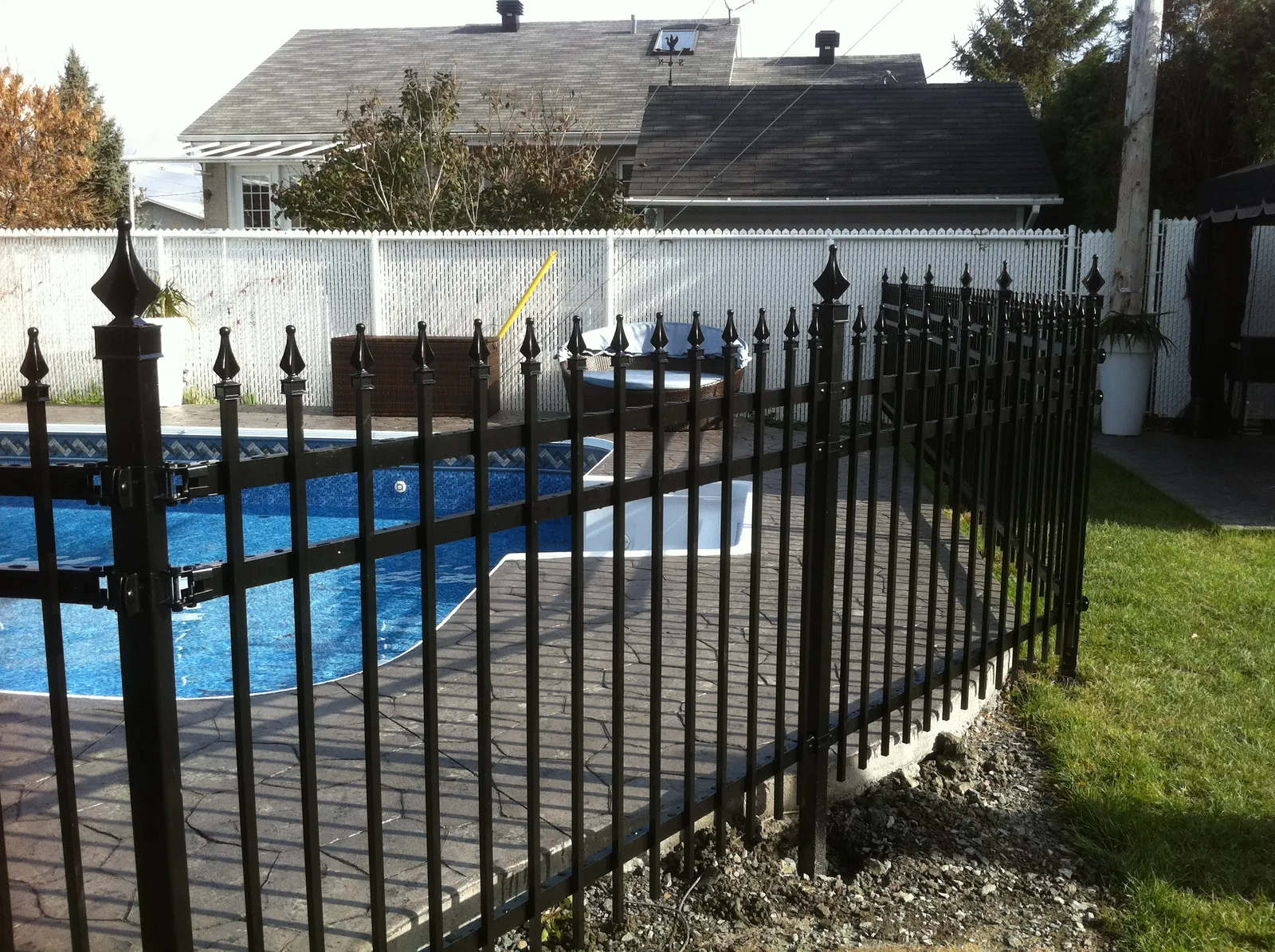 Pool fence #047